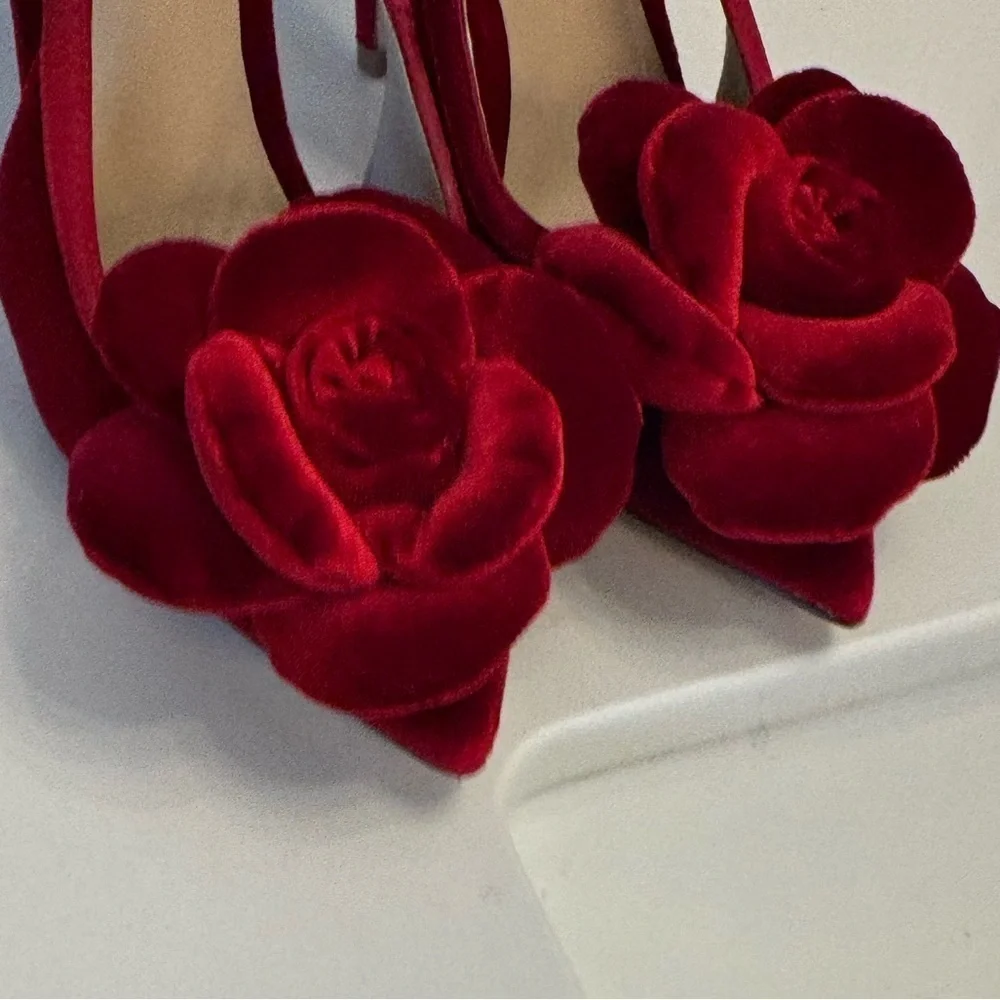 Ester Velvet Elegant Red Puff Rose Women's Heels by Antonio Melani- Size 5.5M